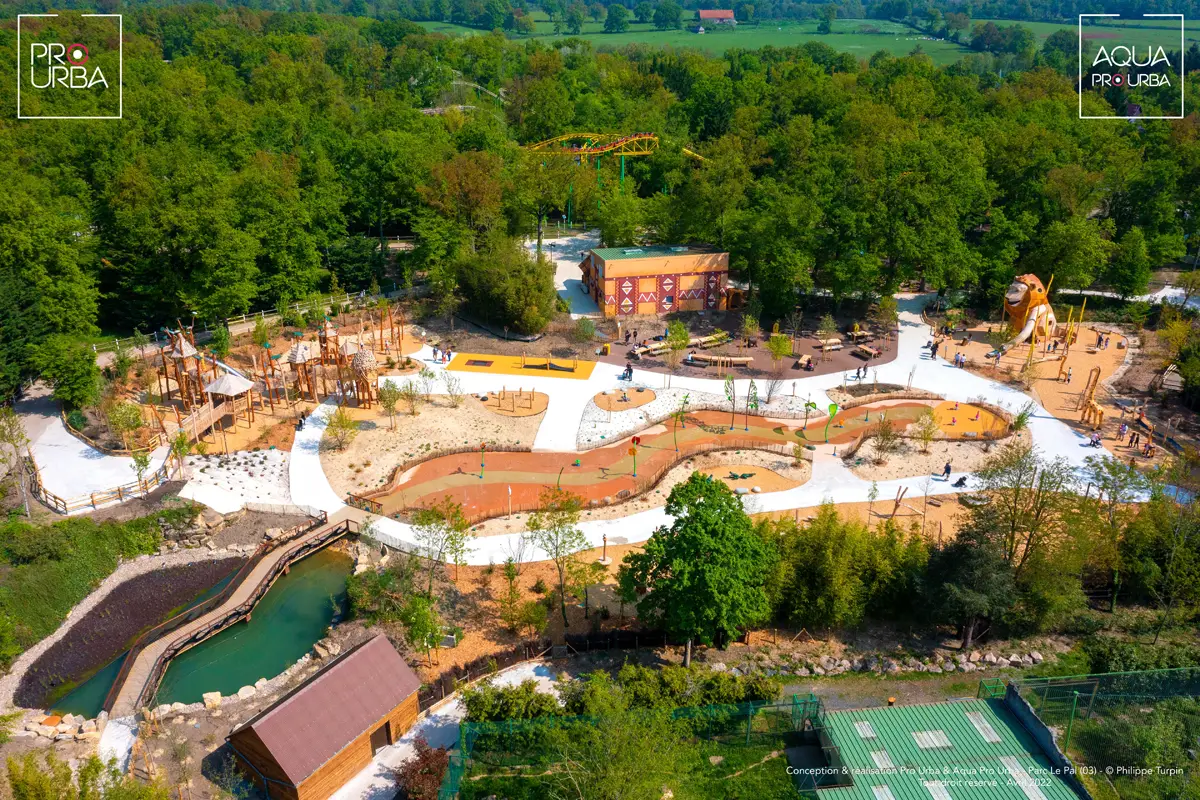 Aire de jeux pour le parc Le Pal – La rivière du Lion